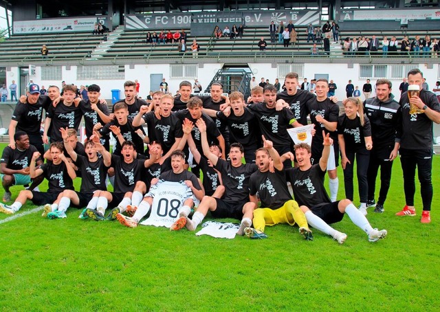 Die zweite Mannschaft des FC 08 Villin...terschaft in der Fuball-Verbandsliga.  | Foto: Heinz Wittmann