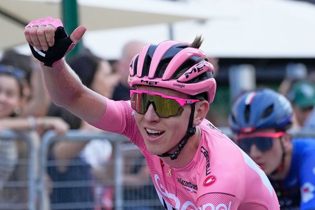 Giro-Sieger Tadej Pogacar  | Foto: Andrew Medichini (dpa)