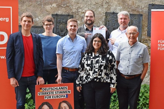 Die Sozialdemokraten im Dreilndereck ...zo, Jonas Hoffmann und Johannes Foege.  | Foto: Thomas Loisl Mink
