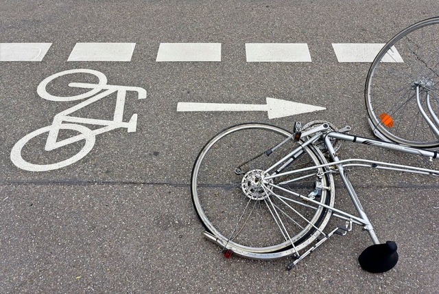 Im Stadtteil Sthlinger stieen zwei Radfahrer zusammen (Symbolbild).  | Foto: Thomas Kunz