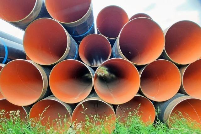 Neue Rohre fr Gaspipeline sind bei Kandern schon in der Erde