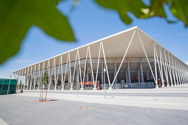 In Freiburg spielt bald die deutsche N...1; zum ersten Mal im neuen SC-Stadion.  | Foto: Tom Weller (dpa)