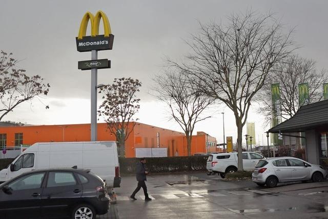 Unfall am Mllheimer McDonald’s geht glimpflich aus
