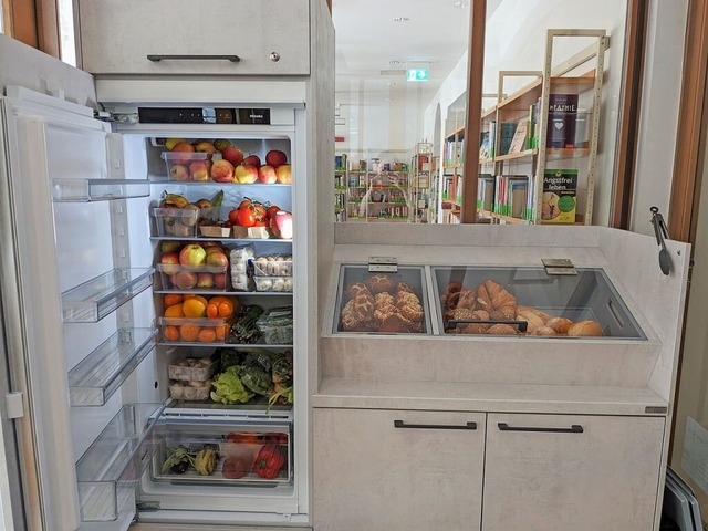 Lebensmittel und Backwaren, die noch g... Eingang des Hauses zum Pflug in Lahr.  | Foto: Elke Albietz (Stadt Lahr)