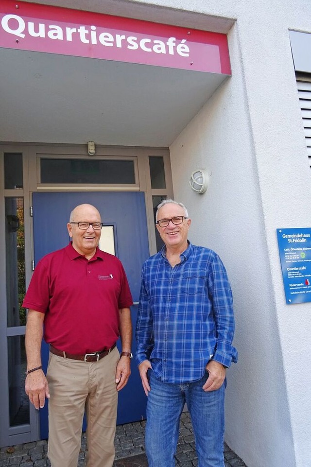 Vorsitzender Dieter Funk (rechts), hie... Untersttzung fr die Seniorenarbeit.  | Foto: Johanna Hoegg