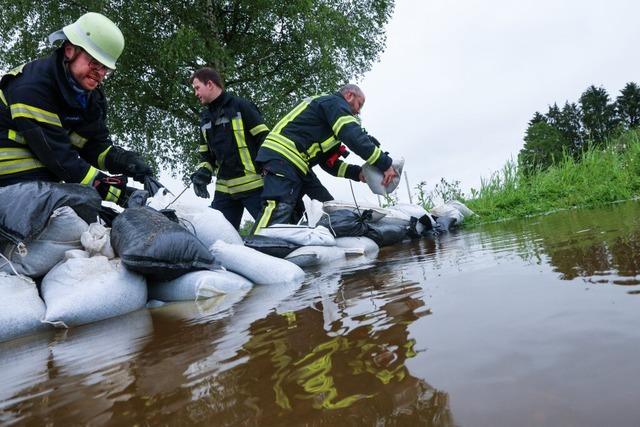 Hochwasser in Baden-Wrttemberg & Bayern: Sddeutschland kmpft gegen die Fluten