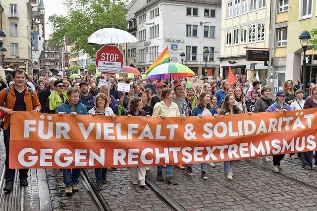 Fotos: So bunt demonstriert Freiburg gegen Rechtsextremismus und fr Demokratie