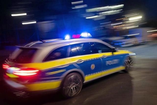 Autofahrer rammt beim Ihringer Weinfest fast den Stockbrunnen