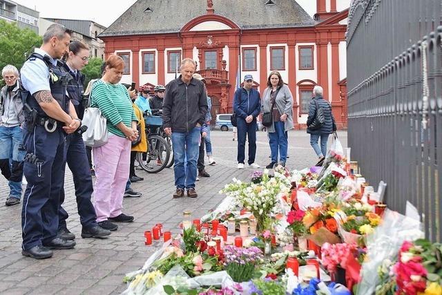 Gedenken an getteten Polizisten von Mannheim – Ermittlungen laufen