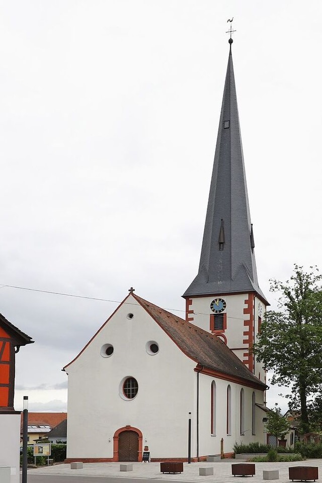 Angedacht ist, dass die evangelische u...ie evangelische Michaelskirche nutzen.  | Foto: Christoph Breithaupt