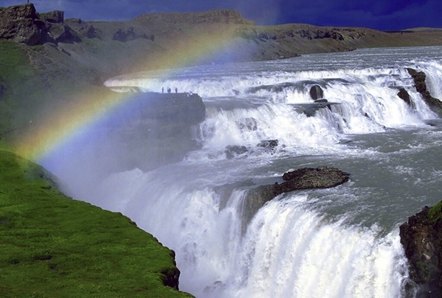 &#8222;Die Hoffnung ist der Regenbogen...igt den Gullfoss-Wasserfall in Island.  | Foto: Islndisches_Fremdenverkehrsamt