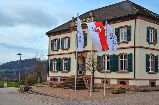 Wer holt bei der Kommunalwahl in Bolls...end der Auszhlung der Wahlergebnisse.  | Foto: Gabriele Hennicke