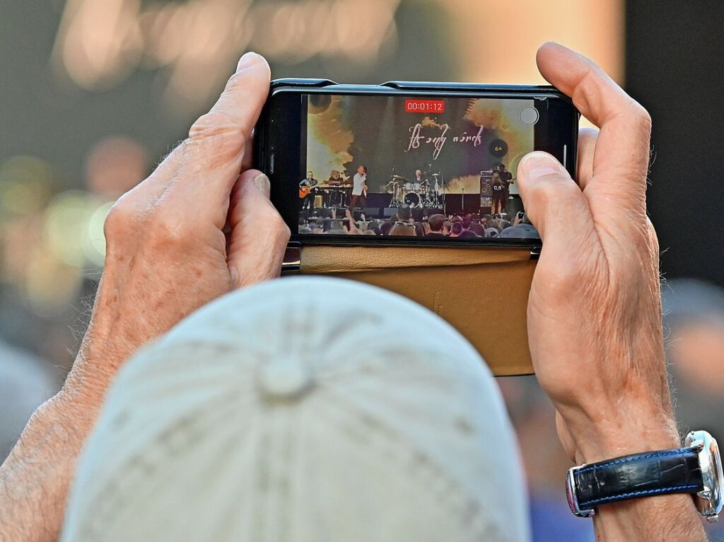 Vor 3500 Fans trat Ronan Keating am ersten Abend der Mnsterplatzkonzerte in Freiburg auf.