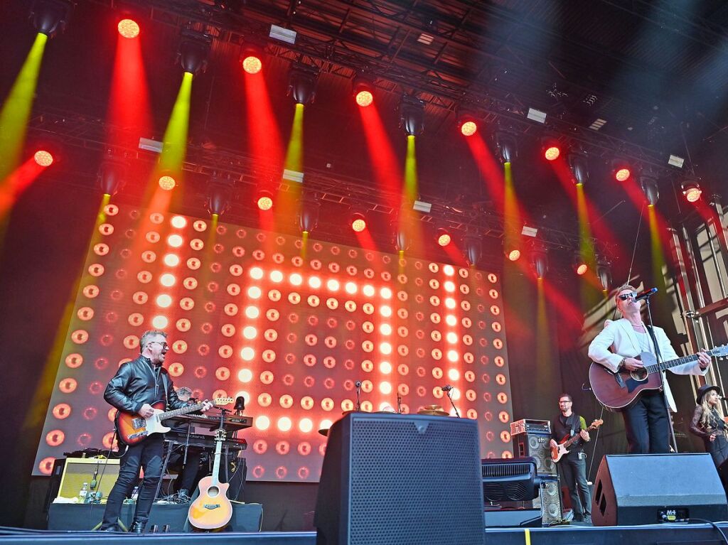 Vor 3500 Fans trat Ronan Keating am ersten Abend der Mnsterplatzkonzerte in Freiburg auf.