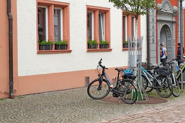 Wer holt bei der Kommunalwahl in Waldk...end der Auszhlung der Wahlergebnisse.  | Foto: Gabriele Zahn