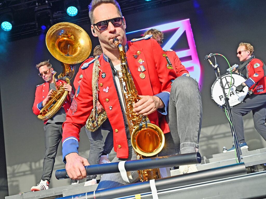 Parov Stelar und Meute haben den Mnsterplatz zum Beben gebracht.