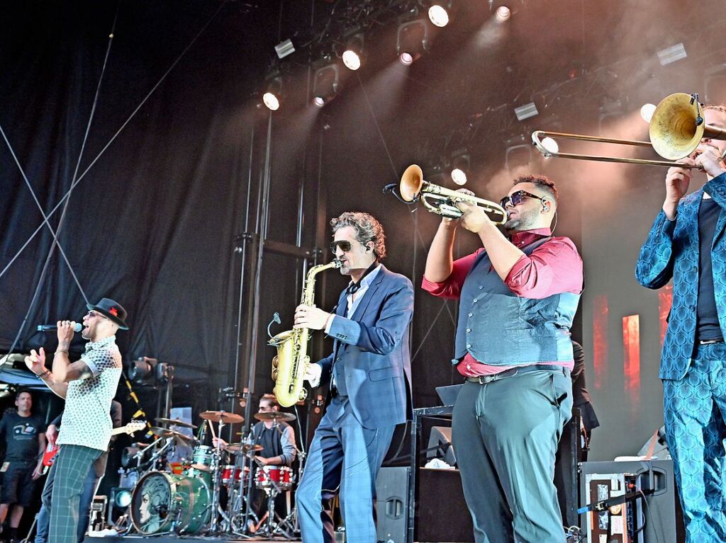 Parov Stelar und Meute haben den Mnsterplatz zum Beben gebracht.