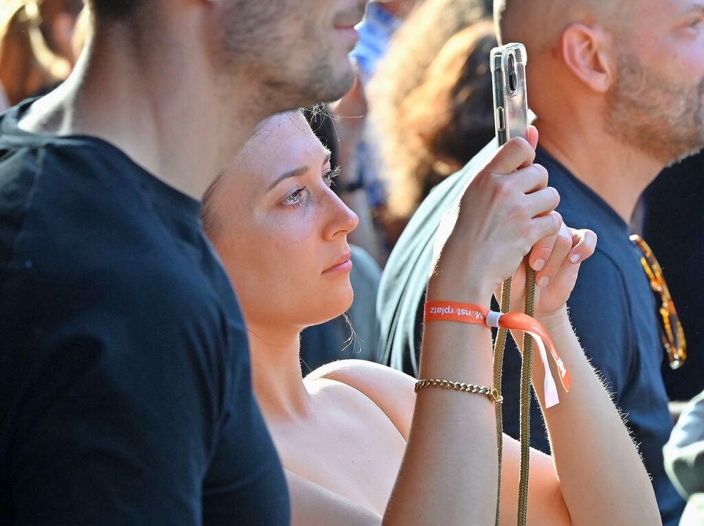 Parov Stelar und Meute haben den Mnsterplatz zum Beben gebracht.