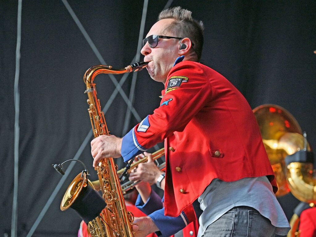 Parov Stelar und Meute haben den Mnsterplatz zum Beben gebracht.