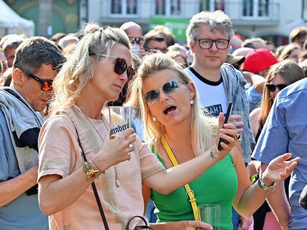 Parov Stelar und Meute haben den Mnsterplatz zum Beben gebracht.