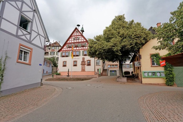 Wer zieht in den Bahlinger Gemeinderat ein? Das entscheidet sich am Sonntag.  | Foto: Martin Wendel