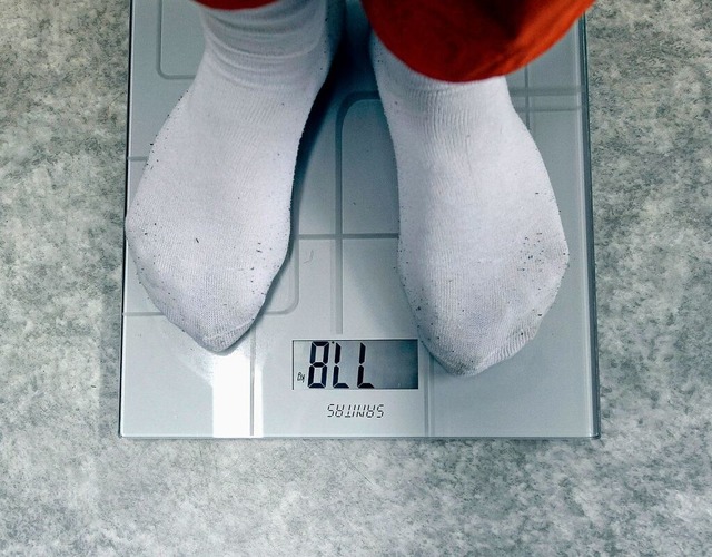 Probleme mit dem Gewicht knnen belasten.  | Foto: Ingo Schneider