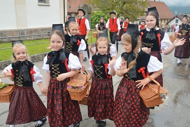 Fotos: Trachtentrger feiern in Hg-Ehrsberg
