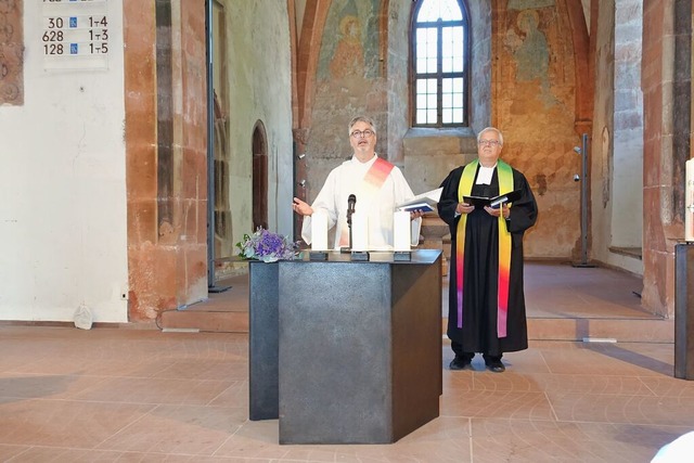 Diakon Uwe Degenhardt (links) und Diak...ttesdienst fr die Schopfheimer Tafel.  | Foto: Gudrun Gehr