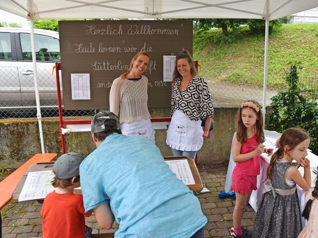 Bei der Dorfrallye fr Kinder