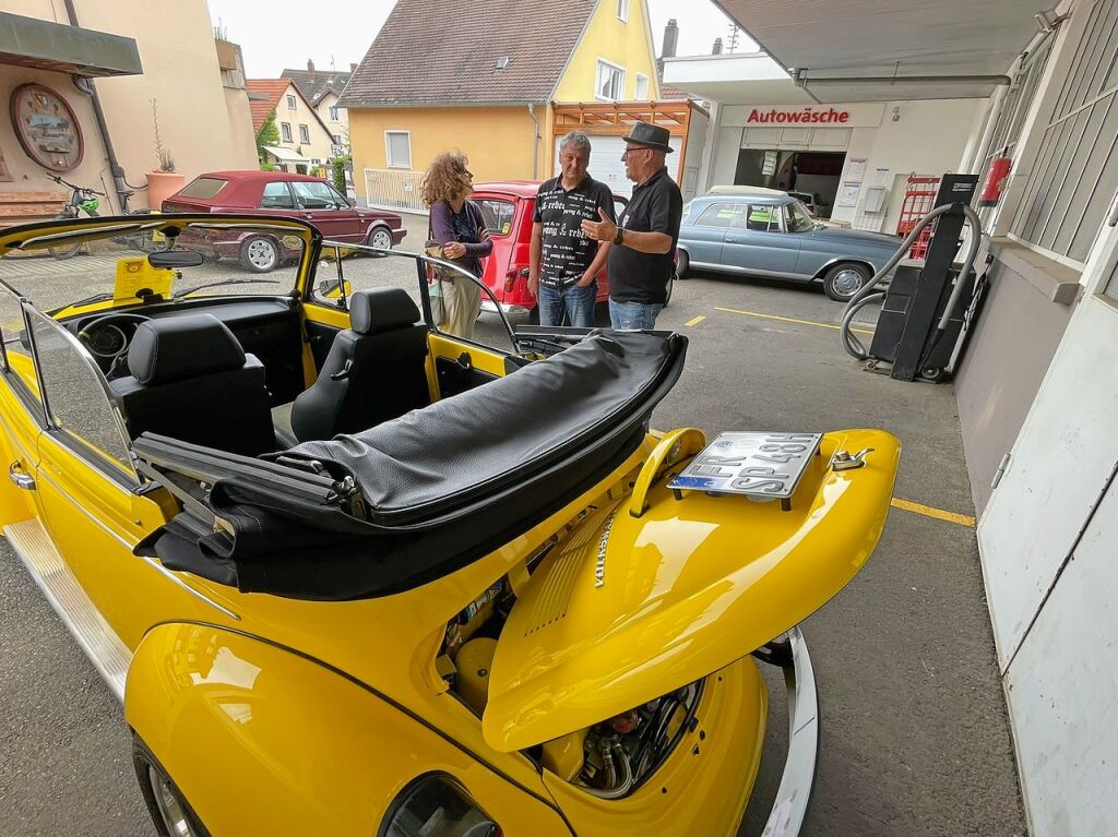 Ein offenes Museum war Teil des Programms beim Old- und Youngtimertreffen in Btzingen. Gegen eine geringe Spende durften Gste Ausfahrten mit den Oldtimern unternehmen. Die Spenden nutzt die Lebenshilfe fr die Anschaffung pdagogischer Spielgerte.