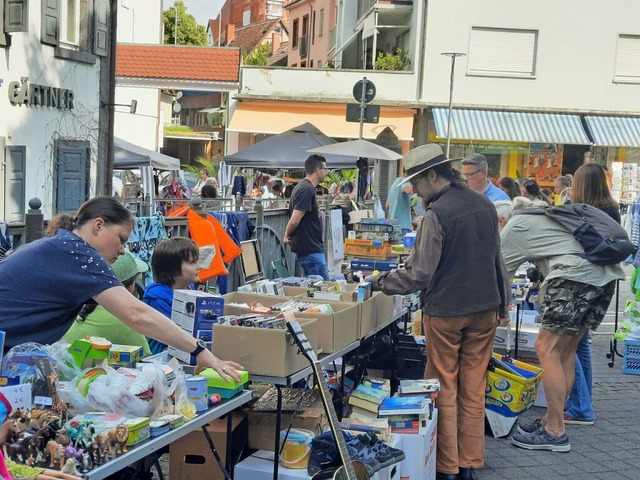 Auch die 60. Auflage des Emmendinger S...rinnen und Besucher in die Innenstadt.  | Foto: Enya Steinbrecher