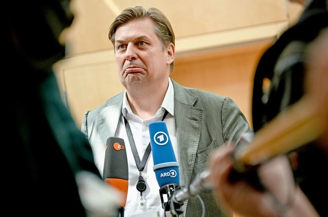 Nicht erfreut ber die Entscheidung: Maximilian Krah  | Foto: Britta Pedersen (dpa)