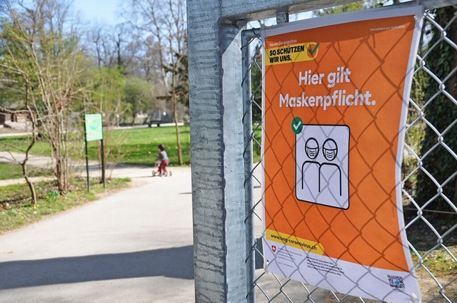 2021 galt im Tierpark Lange Erlen noch die Maskenpflicht.  | Foto: Daniel Gramespacher