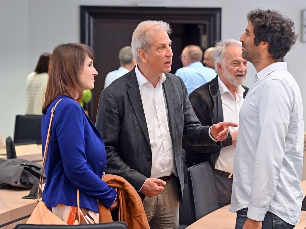 Carolin Jenker (CDU), Klaus Schle (CDU) im Gesprch mit Jonathan Ben-Shlomo (Grne).