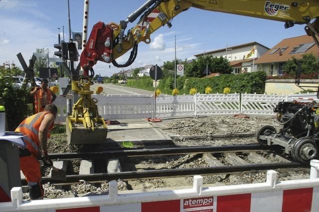 Bahnbergang Grunerner Strae in Staufen gesperrt