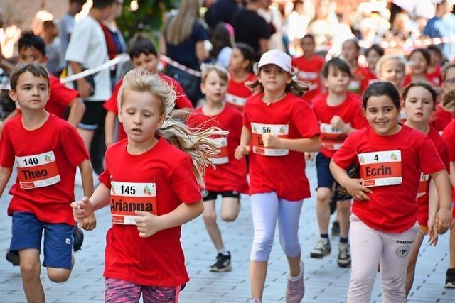 500 Kinder starten beim Lrracher Stadtlauf