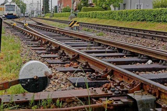 Kenzingen stellt mehr Geld fr die Rechtsberatung zum Bahnausbau bereit