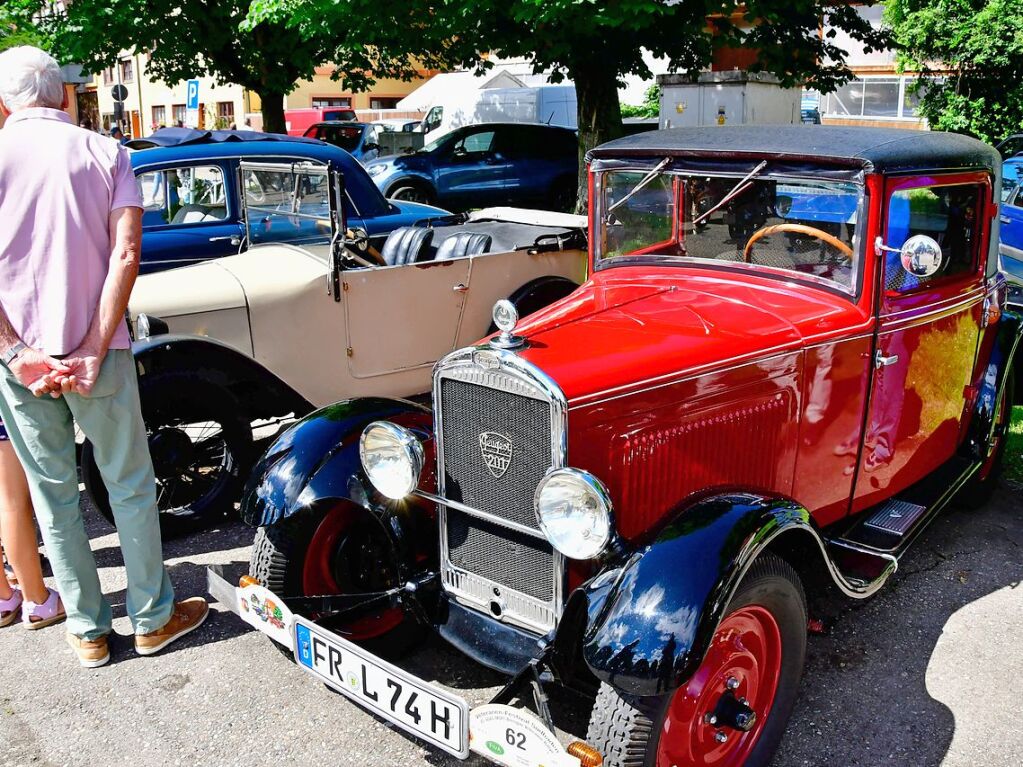 Am Samstag fuhren die Oldtimer ber Freiamt nach Riegel und zurck. Insgesamt waren sie rund 80 Kilometer unterwegs.