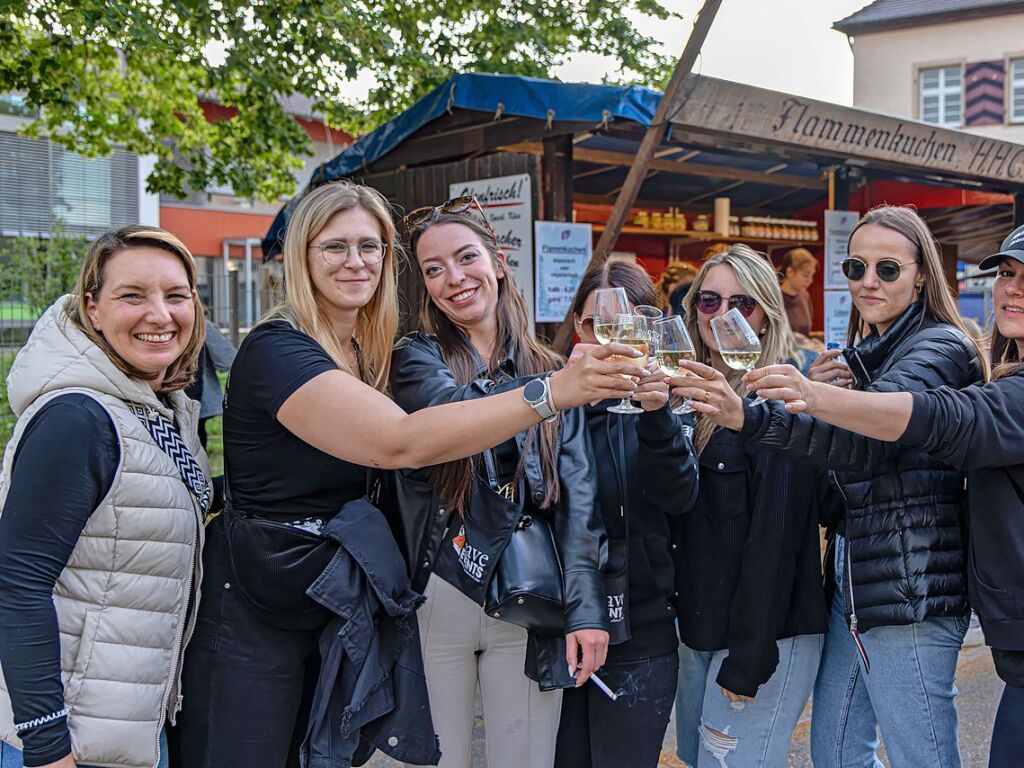 Viele Ehrenkircher und Besucher aus dem Umland haben sich beim Schlossgrabenhock in Kirchhofen vergngt.