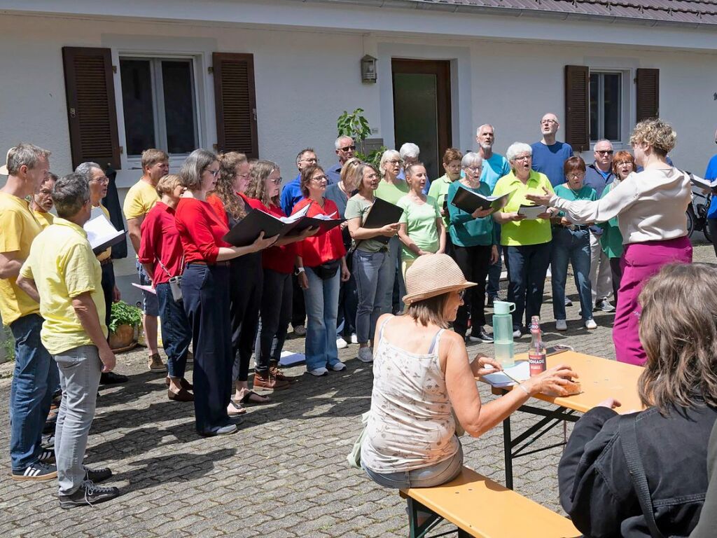 Der Gesangverein Niederweiler begrte die Gste.