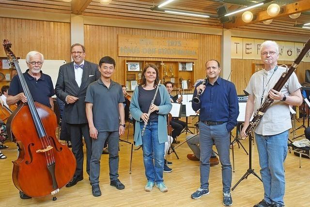 Das Oberrheinische Sinfonieorchester Lrrach geht mit einer Urauffhrung auf Sommertour