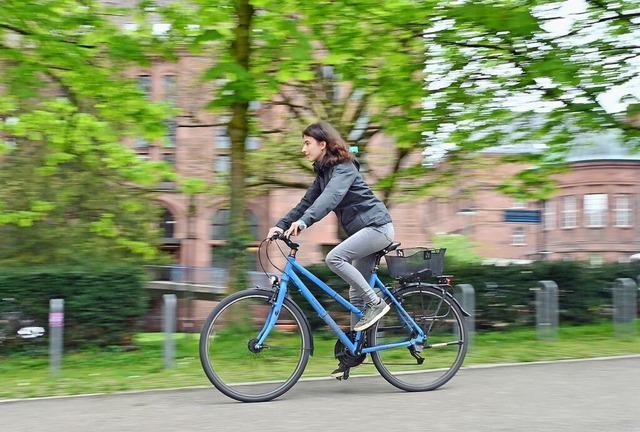 Fahrradfahren macht gute Laune. Vor al... auf entsprechenden Wegen fahren kann.  | Foto: Michael Bamberger