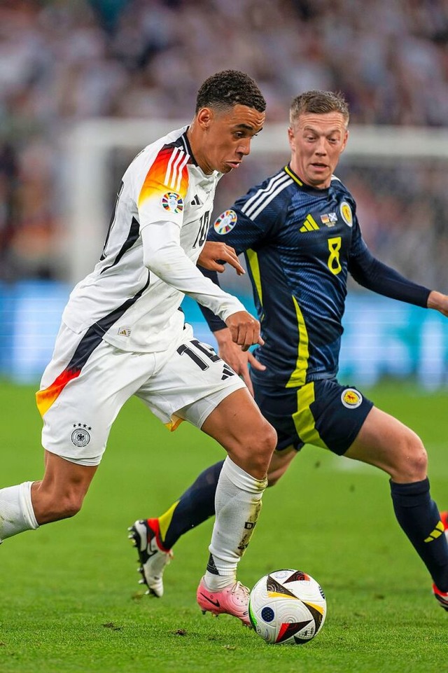 Jamal Musiala  legte gegen Schottland ...d wurde zum Man of the Match gewhlt.   | Foto: IMAGO/Bernd Feil/M.i.S.