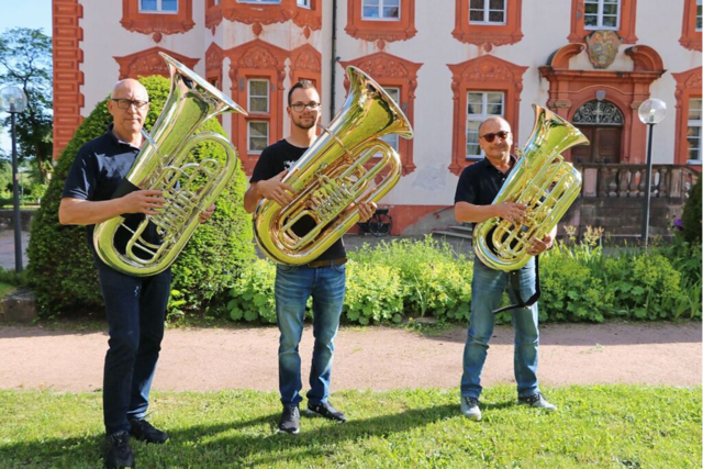 Wie die Bonndorfer Stadtmusiker von drei Tuba-Profis profitieren