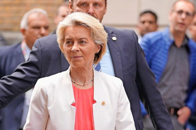 Ursula von der Leyen will noch einmal ...n der Spitze der EU-Kommission stehen.  | Foto: Virginia Mayo (dpa)