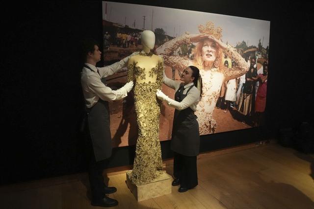 Vivienne Westwoods Garderobe wird fr guten Zweck versteigert