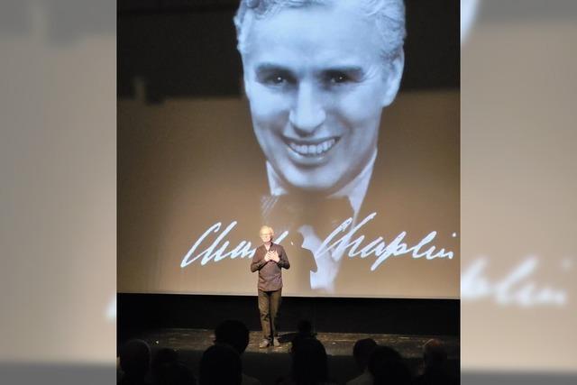 Stummfilmmusik, wie sie sein soll: Chaplin mit Gnter Buchwald im Theater Freiburg