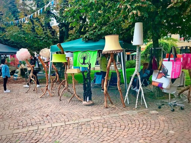 Der letzte Knstlermarkt im Kastanienp.... Jetzt soll es eine Neuauflage geben.  | Foto: Frank Brauer 