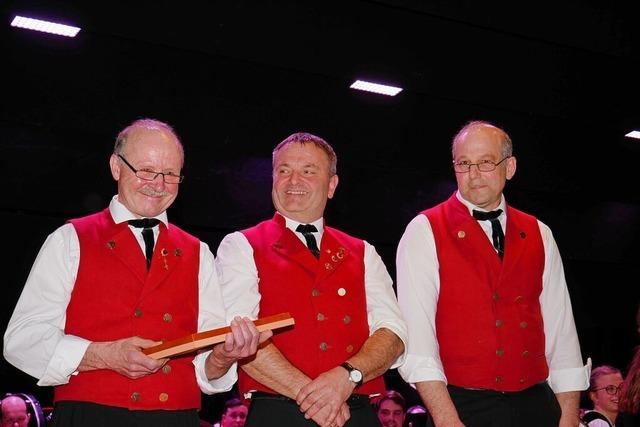Musikverein Titisee-Jostal ernennt drei Musiker zu Ehrenmitgliedern