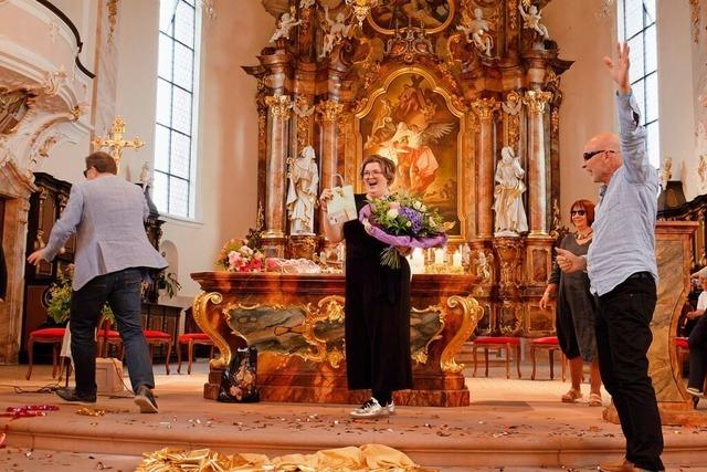 Pfarrerin Anja Bremer geht und wird unkonventionell verabschiedet